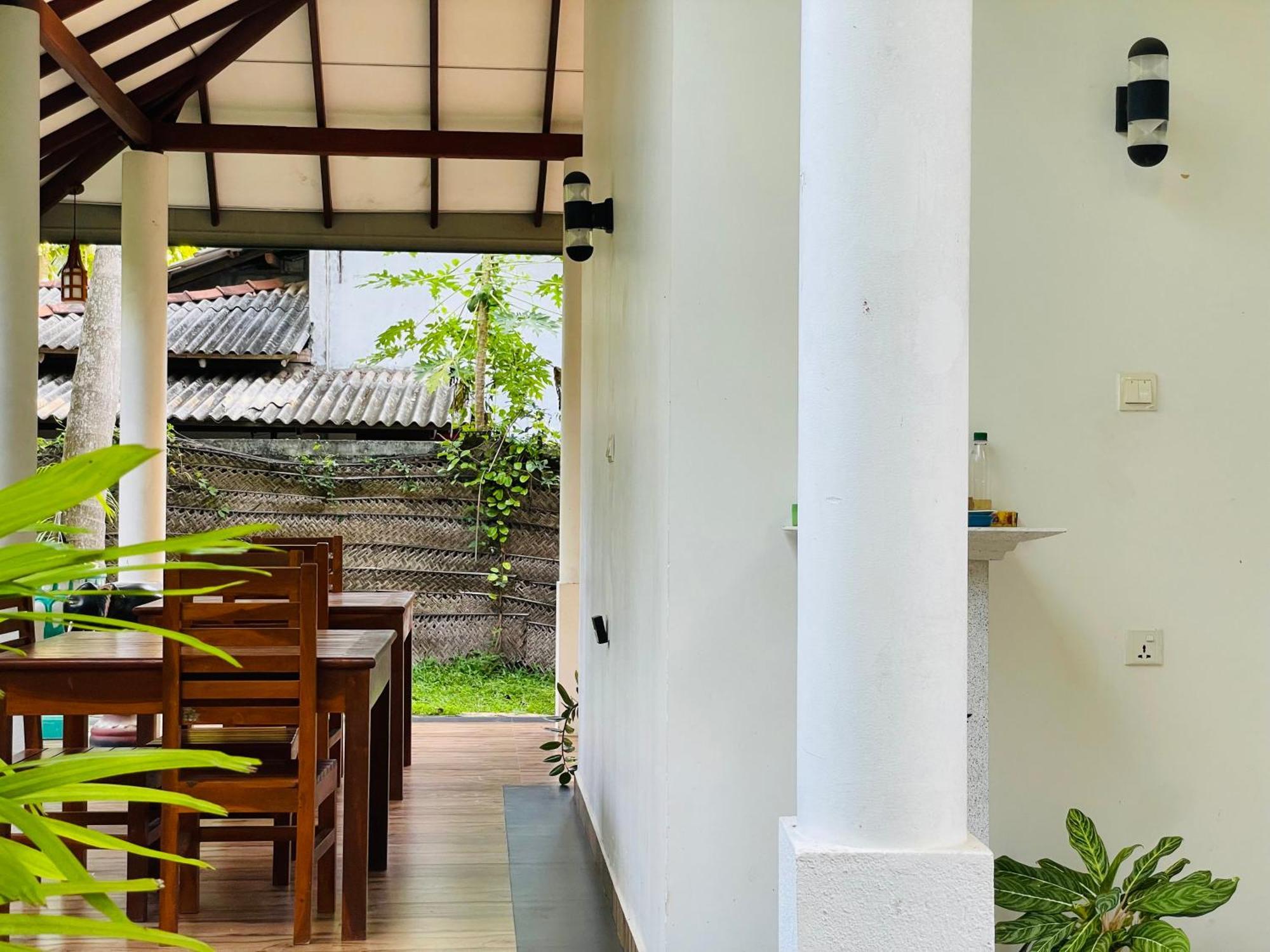 Yala Safari River View Hotel Tissamaharama Exterior foto