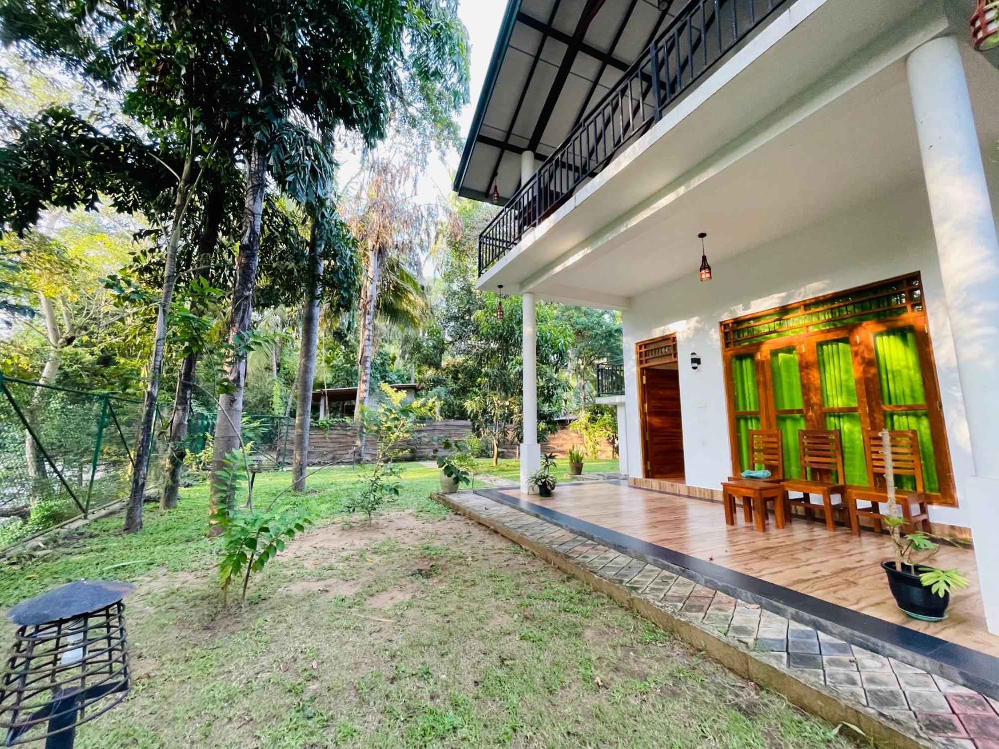 Yala Safari River View Hotel Tissamaharama Exterior foto
